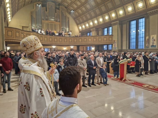 U Švajcarskoj predstavljeni projekti banjalučkog Odbora za pomoć Kosovu i Metohiji U Švajcarskoj predstavljeni projekti banjalučkog Odbora za pomoć Kosovu i Metohiji - Foto: RTRS