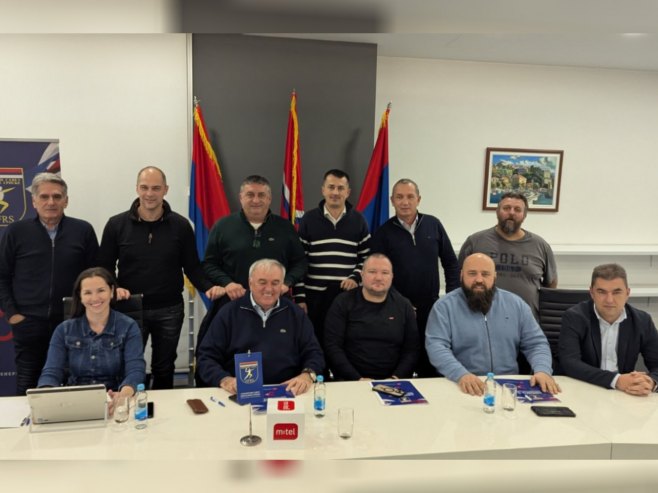 Upravni odbor Rukometnog saveza Republike Srpske Upravni odbor Rukometnog saveza Republike Srpske - Foto: Ustupljena fotografija
