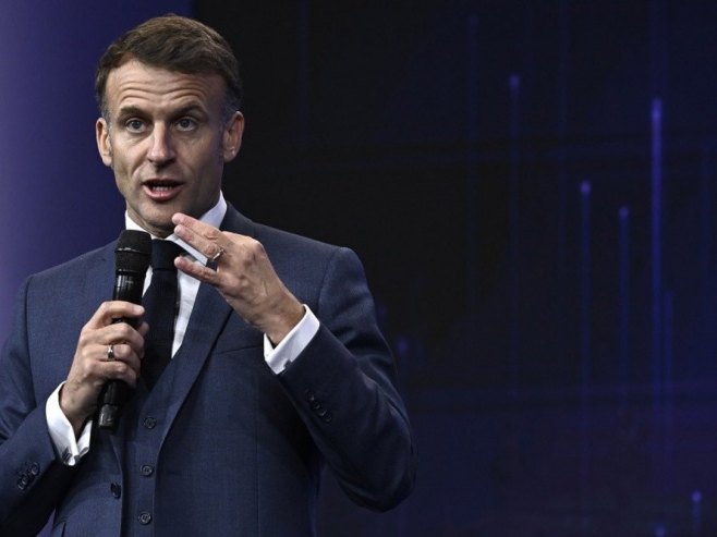 Emanuel Makron (Foto: EPA/JULIEN DE ROSA / POOL MAXPPP OUT) Emanuel Makron (Foto: EPA/JULIEN DE ROSA / POOL MAXPPP OUT) -