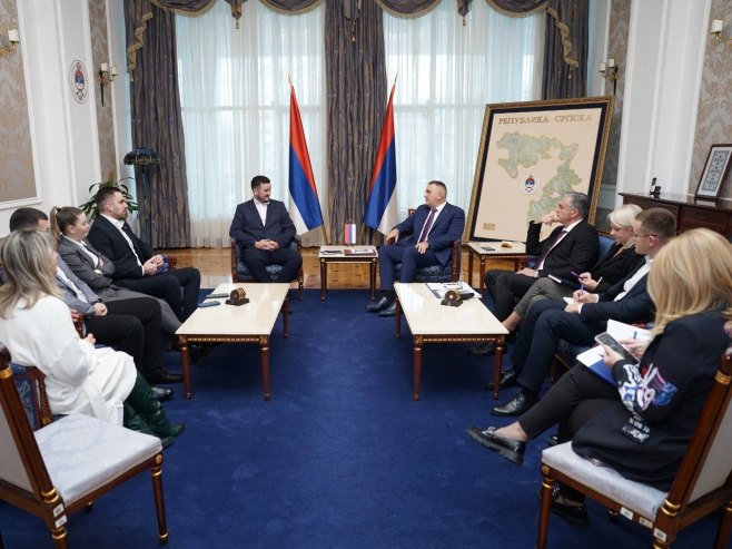 Minić sa predstavnicima Unije studenata