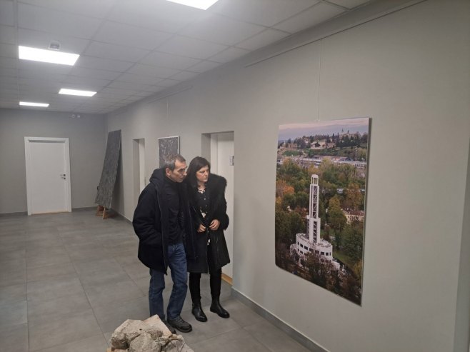 U Memorijalnom centru "Staro sajmište" u Zemunu otvorena izložba "Prihvatni logor Zemun 1941-1944" - Foto: SRNA