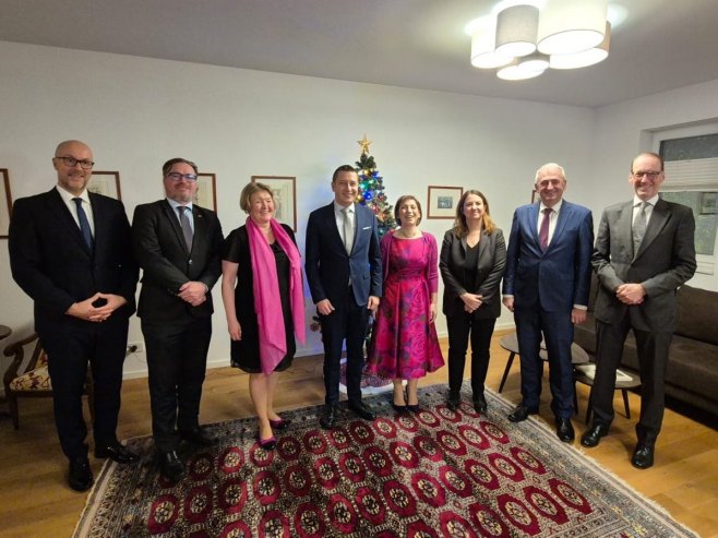 Goganović: Vođenjem konstruktivnog dijaloga i međusobnim uvažavanjem moguće riješiti većinu problema