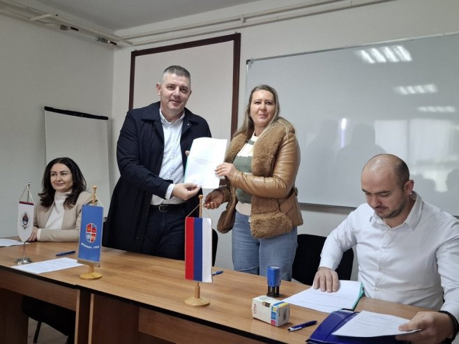 Podsticaji za poljoprivrednike u Mrkonjić Gradu Podsticaji za poljoprivrednike u Mrkonjić Gradu - Foto: RTRS