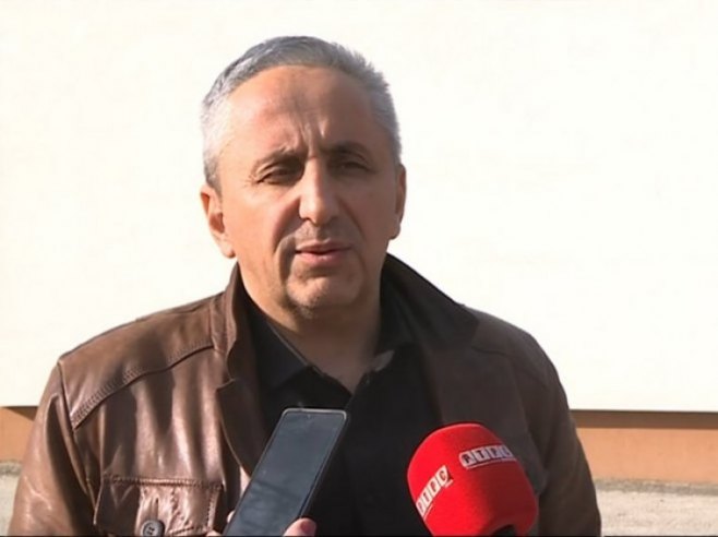 Roditelj dječaka optuženog za navodno nasilje: Nismo protiv utvrđivanja činjenica, ali pritisci i prijetnje nisu rješenje