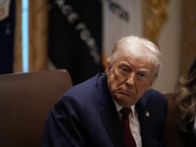 Donald Tramp (Foto: EPA/YURI GRIPAS, ilustracija) - 