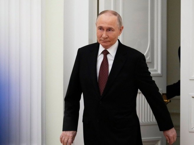 Vladimir Putin (Foto: EPA/ALEXANDER ZEMLIANICHENKO / POOL) Vladimir Putin (Foto: EPA/ALEXANDER ZEMLIANICHENKO / POOL) -