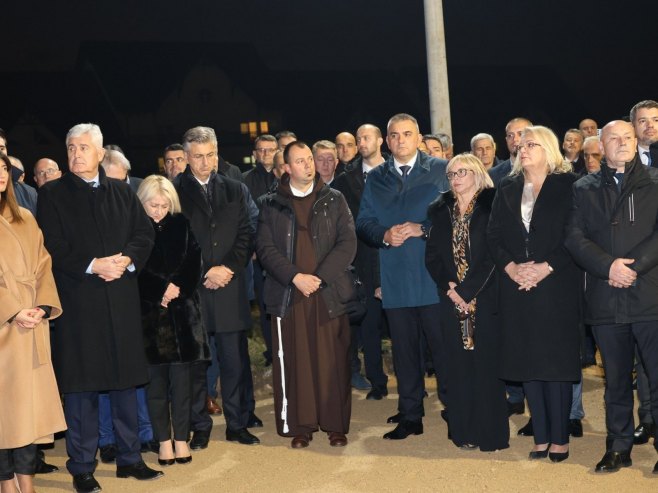 Plenković položio kamen temeljac za studentsko-kulturni centar (FOTO)