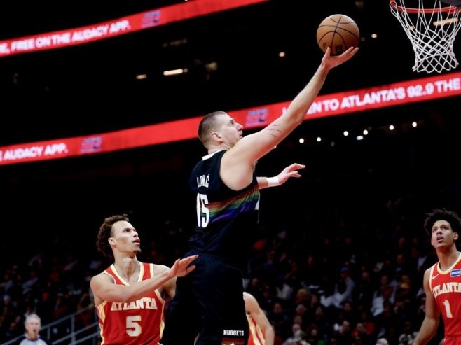 Denver nemilosrdan u Sakramentu, Јokić jedva da je nešto promašio