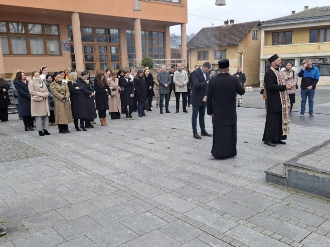 Obilježana 101 godišnjica od podizanja spomenika u Mrkonjić Gradu Obilježana 101 godišnjica od podizanja spomenika u Mrkonjić Gradu - Foto: RTRS
