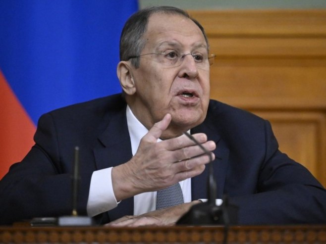 Lavrov: Formiranje ilegalne "vojske" kosovskih Albanaca opasan trend