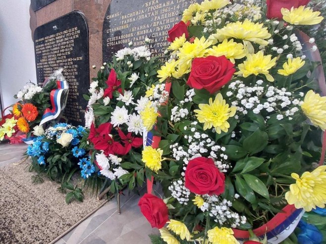 U Bjelovcu kod Bratunca služen parastos za 109 ubijenih Srba (FOTO)