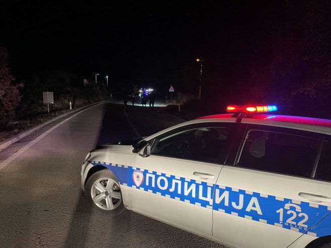 Udes na ulazu u Trebinje; Hitna i policija na terenu