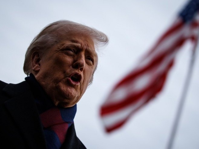 Donald Tramp (foto: EPA/Samuel Corum) Donald Tramp (foto: EPA/Samuel Corum) -