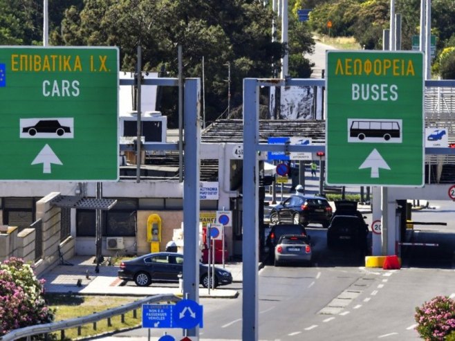 U Grčkoj uhapšeno pet lica u okviru istrage o krijumčarenju kokaina