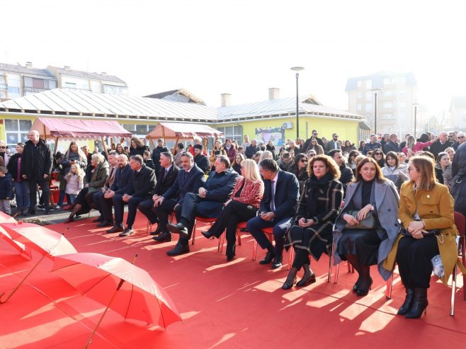 Derventa otvaranje vrtića - Foto: ZIPAPHOTO/Borislav Zdrinja