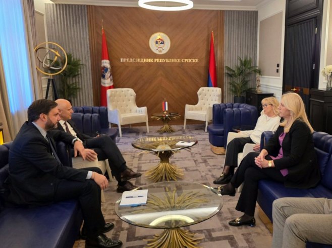 Cvijanović i Trišić Babić sa generalnim sekretarom Savjeta za regionalnu saradnju Cvijanović i Trišić Babić sa generalnim sekretarom Savjeta za regionalnu saradnju - Foto: Ustupljena fotografija