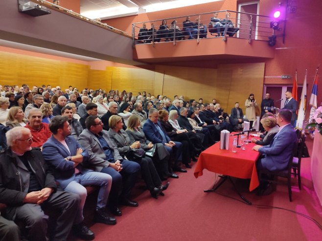 Predstavljena "Antologija - 30 godina `Istine o Srbima", 1995-2025"