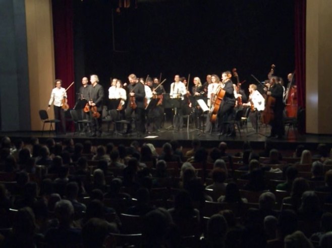 Beogradska filharmonija održala koncert u Bijeljini (VIDEO)