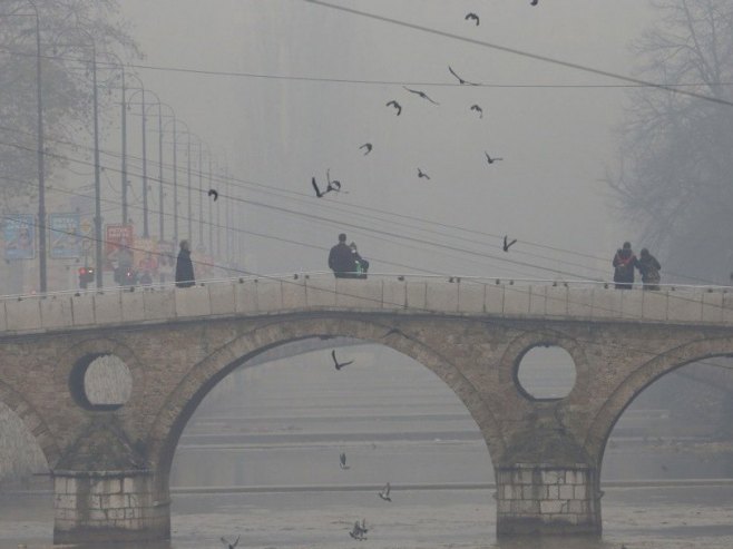 Zabrana boravka djece na otvorenom prostoru u Sarajevu zbog zagađenog vazduha