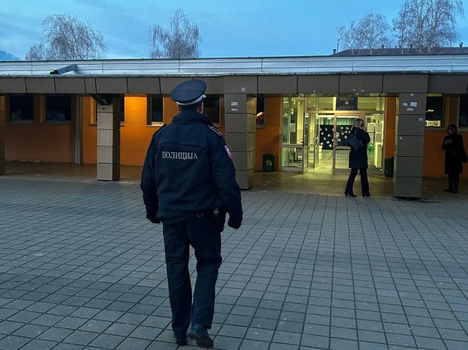 Pogledajte šta piše u prijetećoj poruci upućenoj na mejl škole