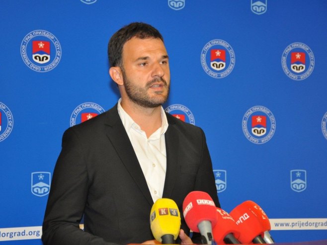 Prijedor: Novac za novogodišnji prijem preusmjeren za podršku pronatalitetnoj politici