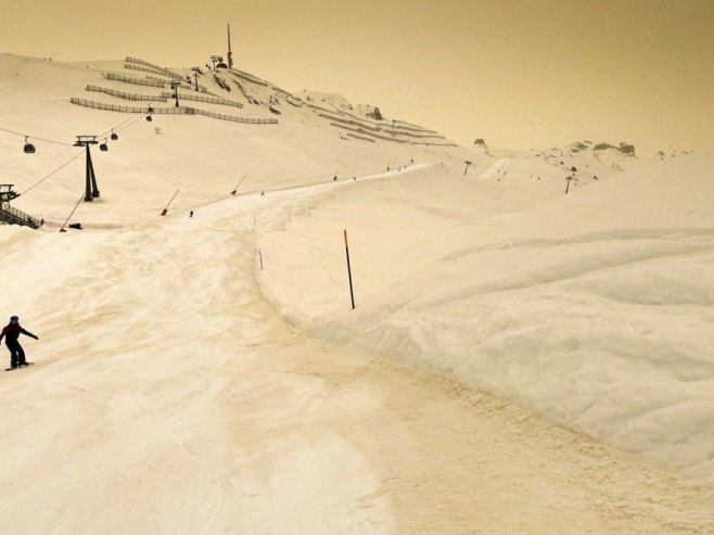 Snijeg u Saudijskoj Arabiji – zimske čarolije u pustinji (FOTO/VIDEO)