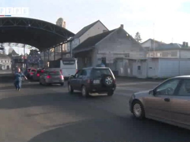 Pojačana frekvencija vozila na ulazu u BiH