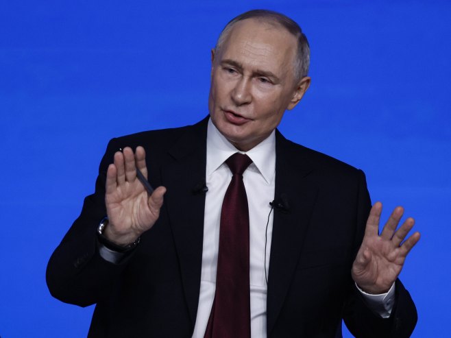 Putin na ekonomskom savjetu u Sankt Peterburgu