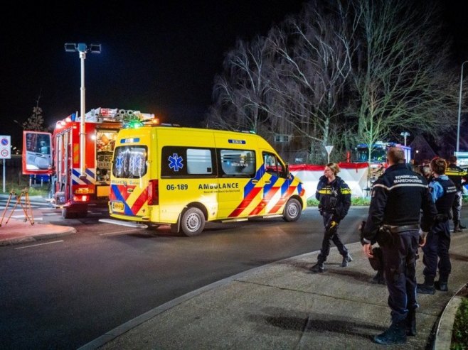 Holandija: Automobilom uletio u gomilu na božićnoj paradi