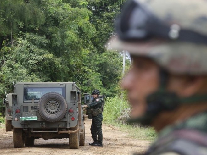 Tajlandska vojska nastavlja da napada više ciljeva u Kambodži