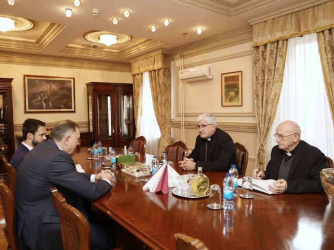 Dodik sa banjalučkim biskupom