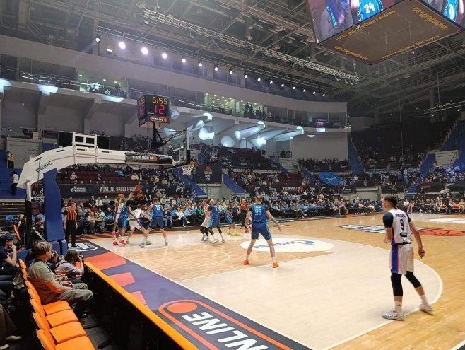 Igokea poražena od Zenita u Sankt Peterburgu; Zastave Rusije i Srpske na tribinama (FOTO/VIDEO)