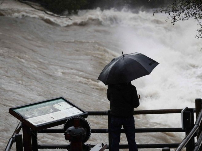 Upozorenje za poplave izdato za više od 40 miliona ljudi