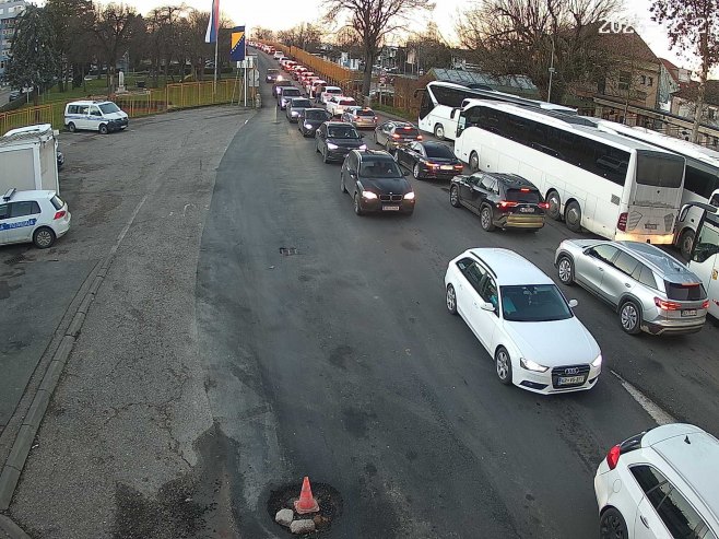 Pojačana frekvencija vozila na pojedinim graničnim prelazima