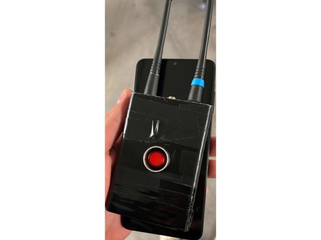 Reakcijom policijskih službenika lišen slobode u toku izvršenja krivičnog djela Reakcijom policijskih službenika lišen slobode u toku izvršenja krivičnog djela