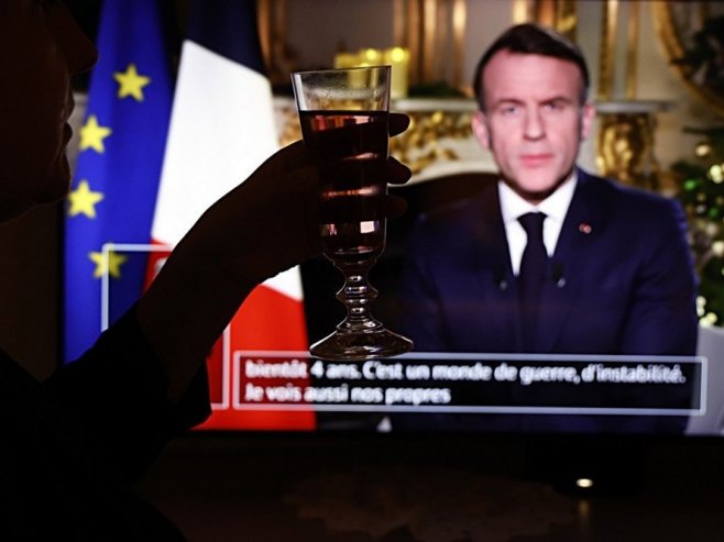 Novogodišnje obraćanje Makrona pratilo 8,9 miliona gledalaca, manje nego 2024.