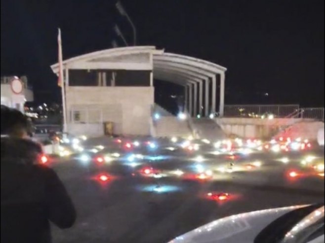 Peh sa dronovima u Budvi: Popadali ubrzo nakon polijetanja, ODT i policija na terenu (VIDEO)