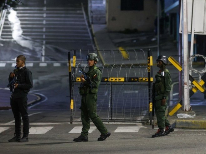 Karakas, Venecuela (foto: EPA/MIGUEL GUTIERREZ) Karakas, Venecuela (foto: EPA/MIGUEL GUTIERREZ) -