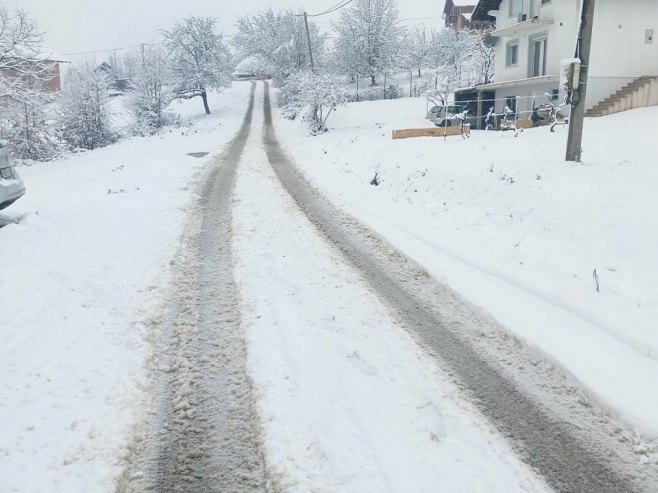 Ulica srpskih rudara na Laušu - Foto: Ustupljena fotografija