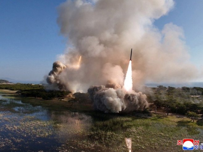 KCNA: Sjeverna Koreja testirala hipersonične rakete