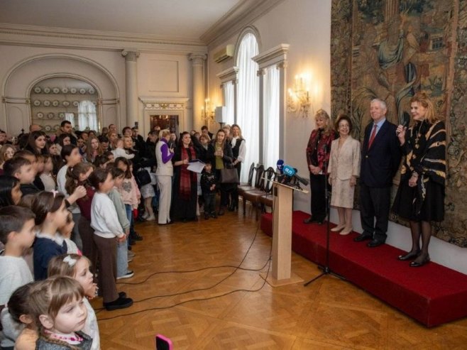 Božićni prijemi za više od 1.000 djece iz Srbije i Srpske u domu Karađorđevića