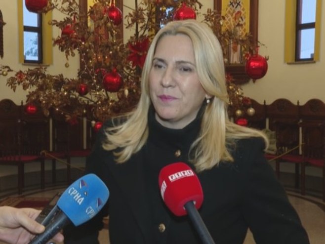 Cvijanović čestitala Badnje veče i Božić: Da svi zajedno živimo u stabilnoj Republici Srpskoj (VIDEO)