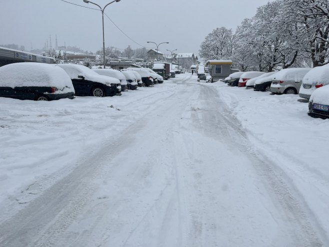 Lauš, snijeg - Foto: RTRS