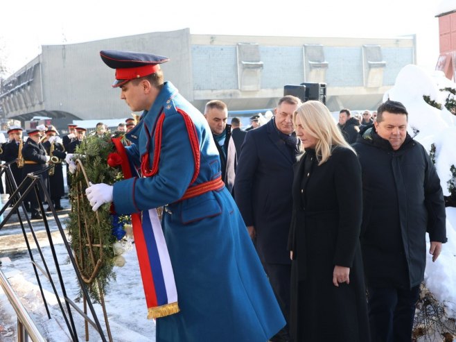 Željka Cvijanović Željka Cvijanović - Foto: ZIPAPHOTO/Borislav Zdrinja