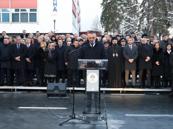 Minić: Sve slobode srpskog naroda došle su kroz velike žrtve koje ne smijemo da zaboravimo (VIDEO)