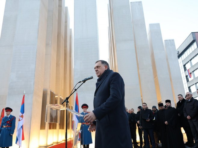 Dodik: Stvaraoci i borci stvorili Srpsku - na ponos svima nama (VIDEO)