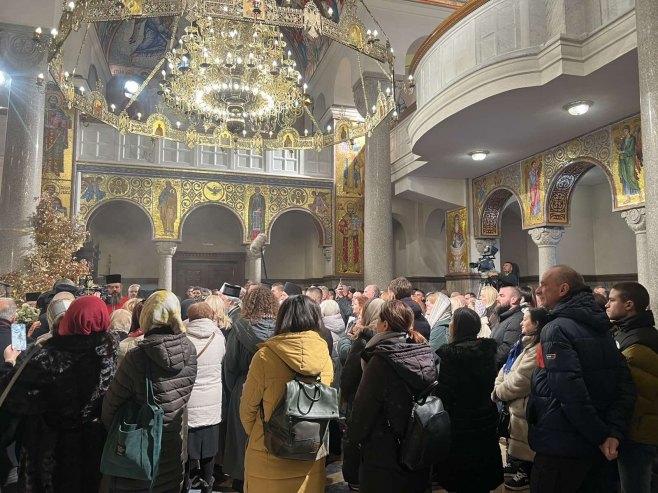 UŽIVO - Patrijarh Porfirije u Banjaluci služi liturgiju povodom krsne slave i Dana Republike