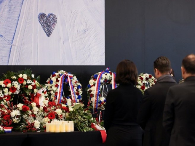 Završena komemoracija žrtvama požara u baru u Kran Montani