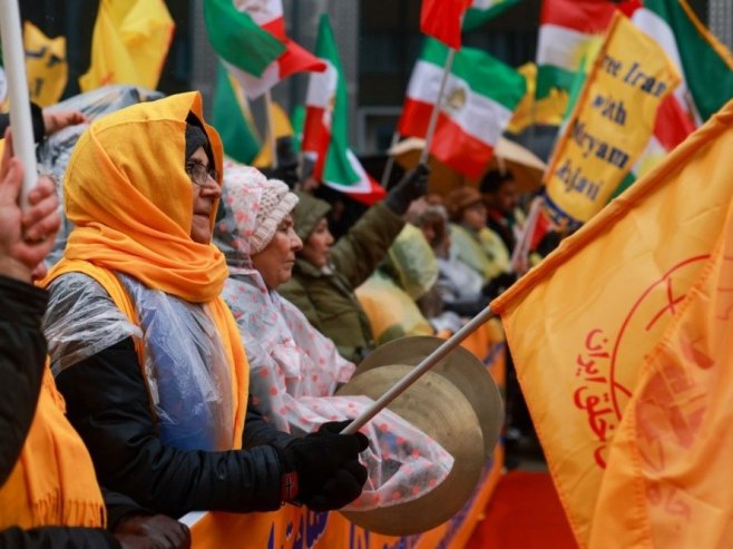 Iran: Desetine mrtvih u talasu nemira izazvanom ekonomskom krizom