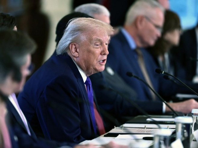 Donald Tramp (foto: EPA/JIM LO SCALZO) Donald Tramp (foto: EPA/JIM LO SCALZO) -